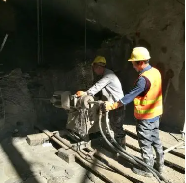 拉孜水下抗分散灌浆料特点 水下不分散注浆料介绍